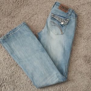 Zanadi Washed Boot Cut Jeans. A193